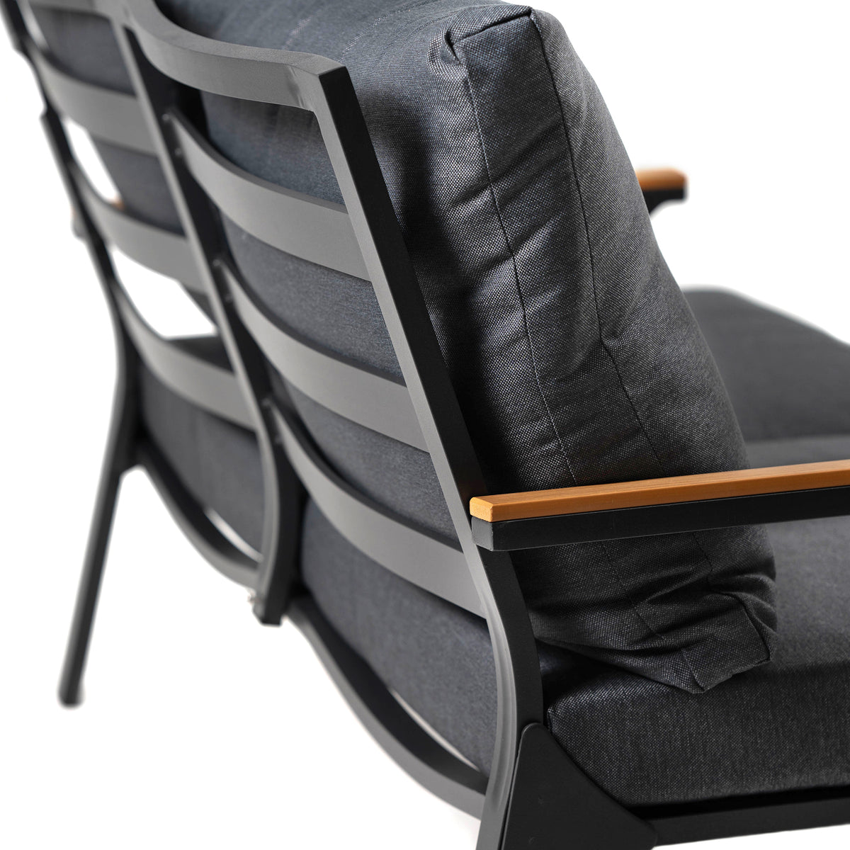 Deko Living - Outdoor 4-Person Patio Set &amp; Coffee Table