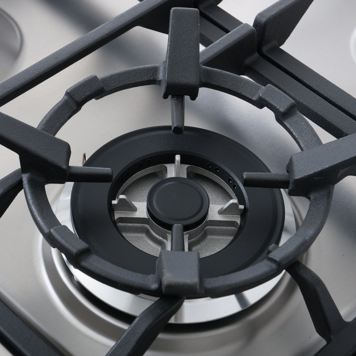 Cosmo 24 in. 2.73 cu. ft. Single Oven Gas Range with 4 Burner Cooktop and Heavy Duty Cast Iron Grates in Stainless Steel