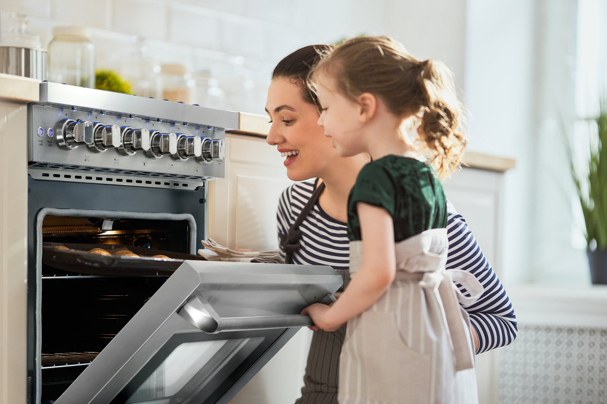 Cosmo 30 in. Slide-In Freestanding Gas Range with 5 Sealed Burners, Cast Iron Grates, 4.5 cu. ft. Capacity Convection Oven in Stainless Steel