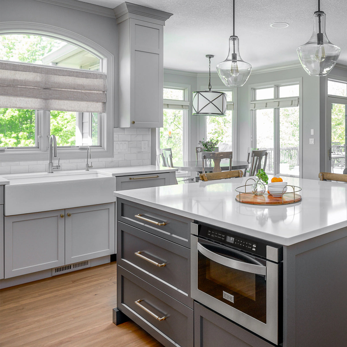 ZLINE 24&quot; 1.2 cu. ft. Built-in Microwave Drawer in Stainless Steel