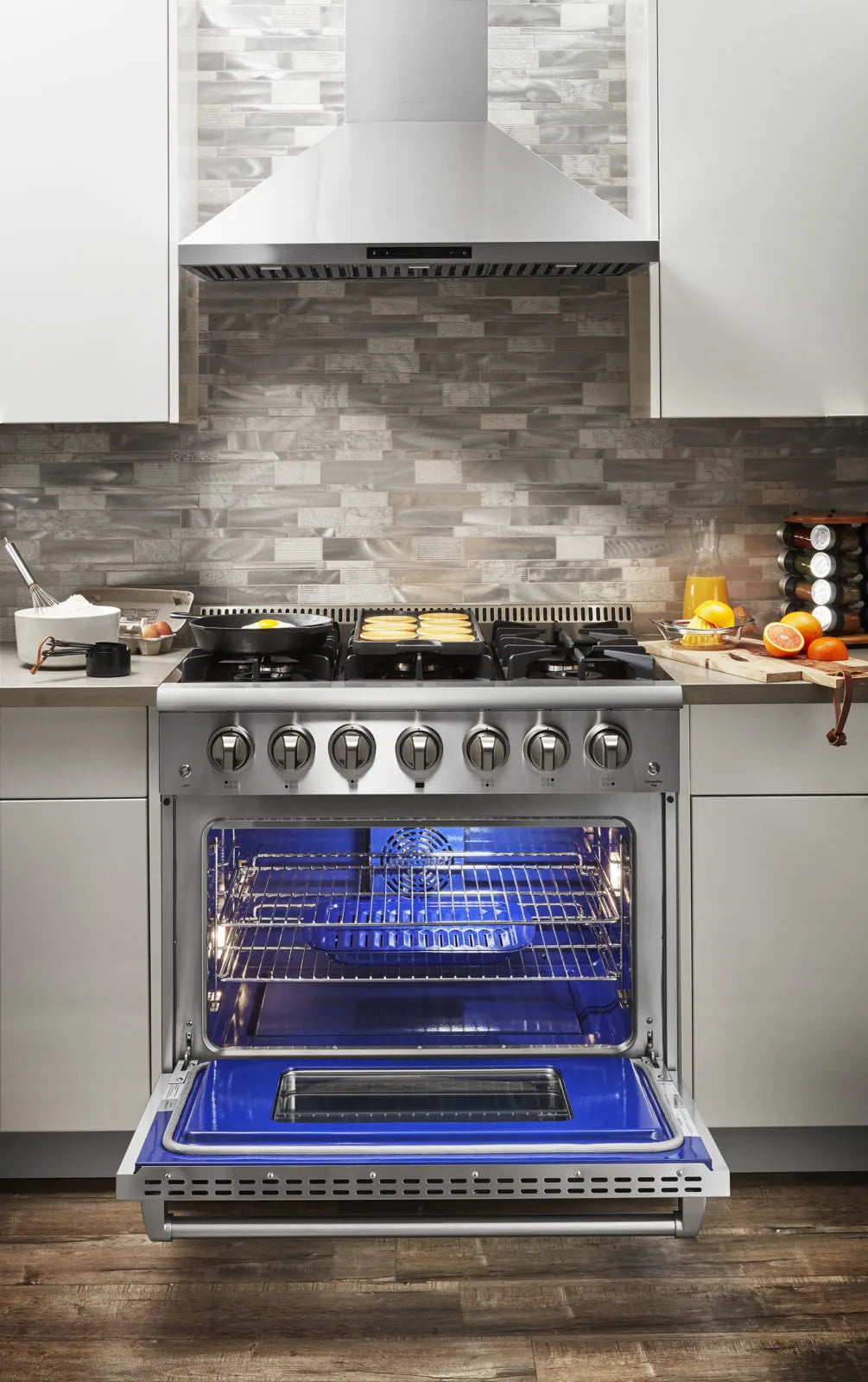 ThorKitchen - 36 Inch Professional Dual Fuel Range in Stainless Steel