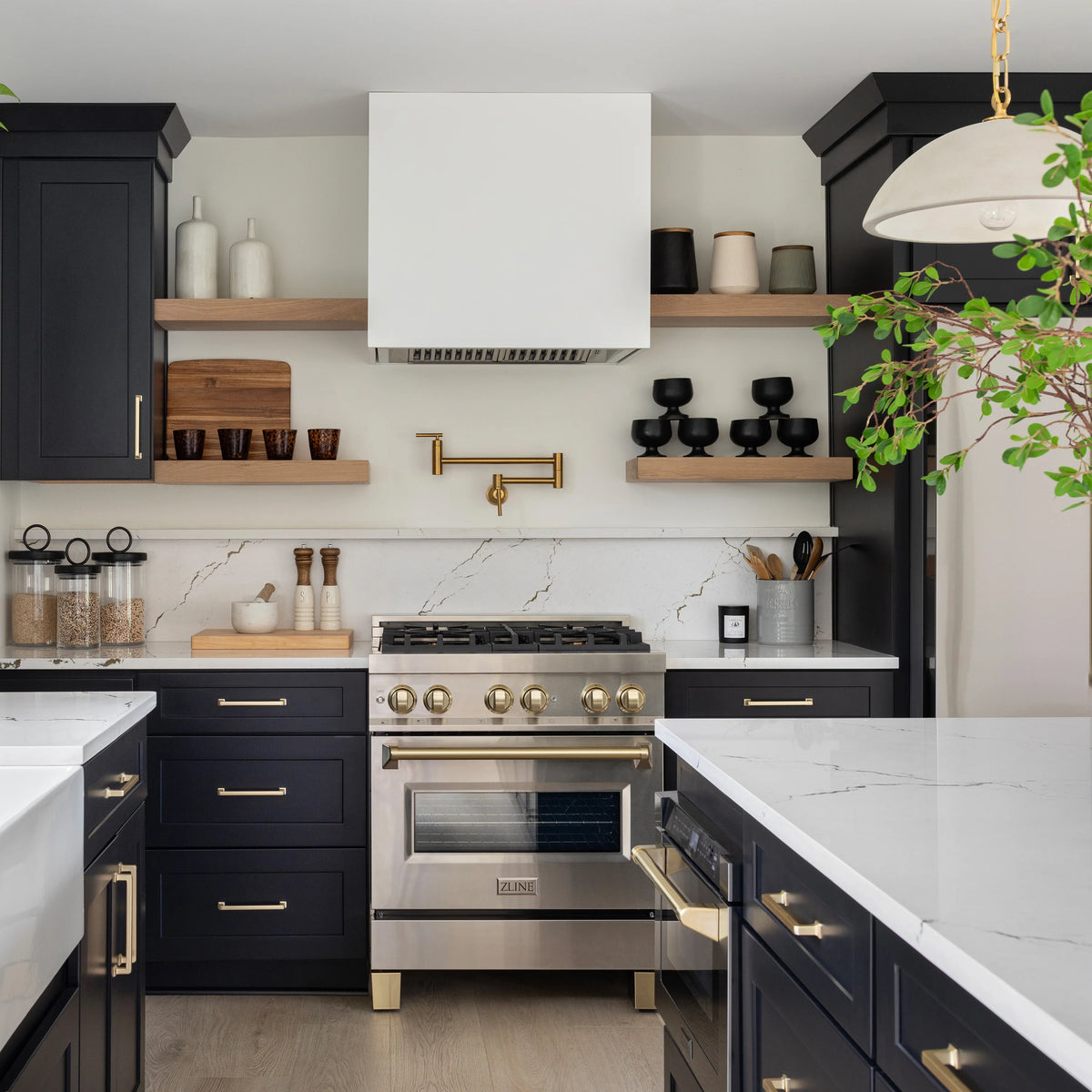 ZLINE - Autograph Edition 30 in. 4.0 cu. ft. Legacy Dual Fuel Range with 4 Burner Gas Cooktop and Electric Convection Oven in Stainless Steel and Polished Gold Accents