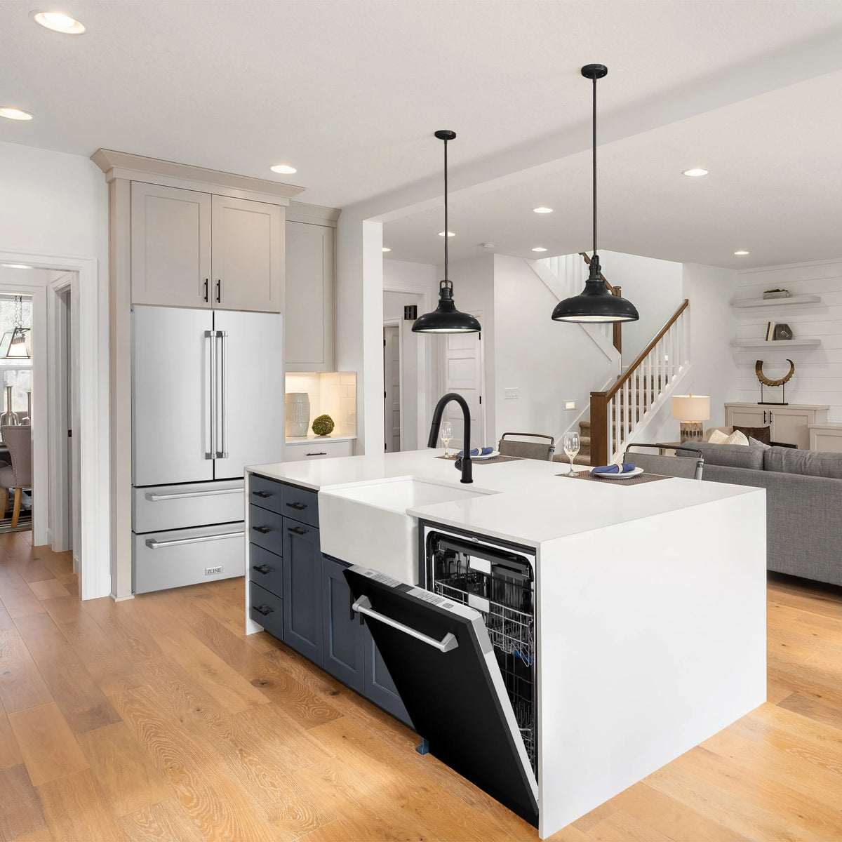 ZLINE 24&quot; Monument Series 3rd Rack Top Touch Control Dishwasher in Black Matte with Stainless Steel Tub, 45dBa