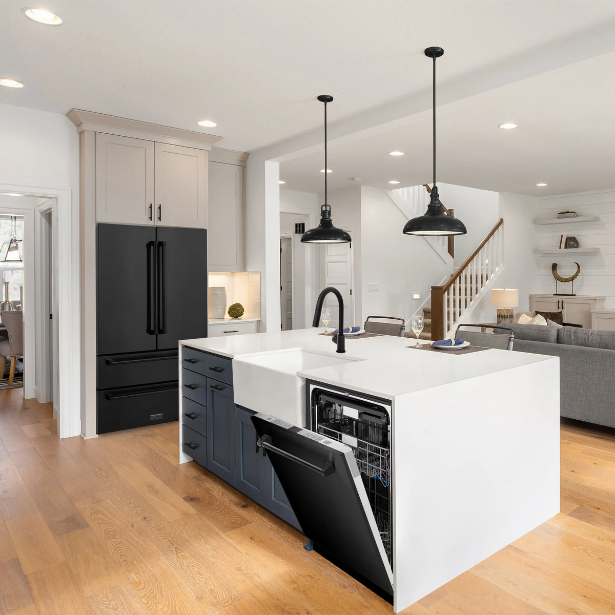 ZLINE 24&quot; Monument Series 3rd Rack Top Touch Control Dishwasher in Black Stainless Steel with Stainless Steel Tub, 45dBa