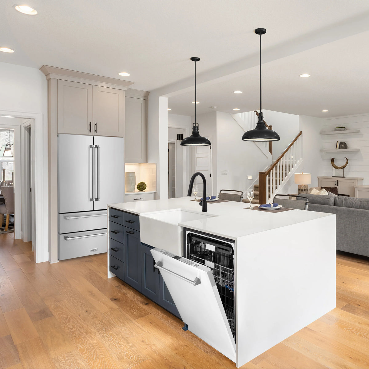 ZLINE 24&quot; Monument Series 3rd Rack Top Touch Control Dishwasher in White Matte with Stainless Steel Tub, 45dBa