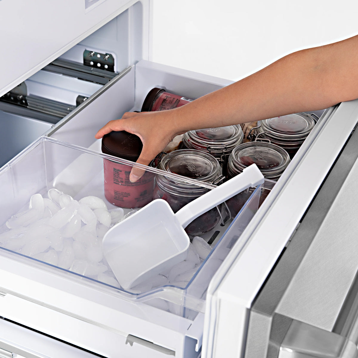 ZLINE 30&quot; 16.1 cu. ft. Built-In 2-Door Bottom Freezer Refrigerator, Internal Water, Ice Dispenser in Fingerprint Resistant Stainless Steel