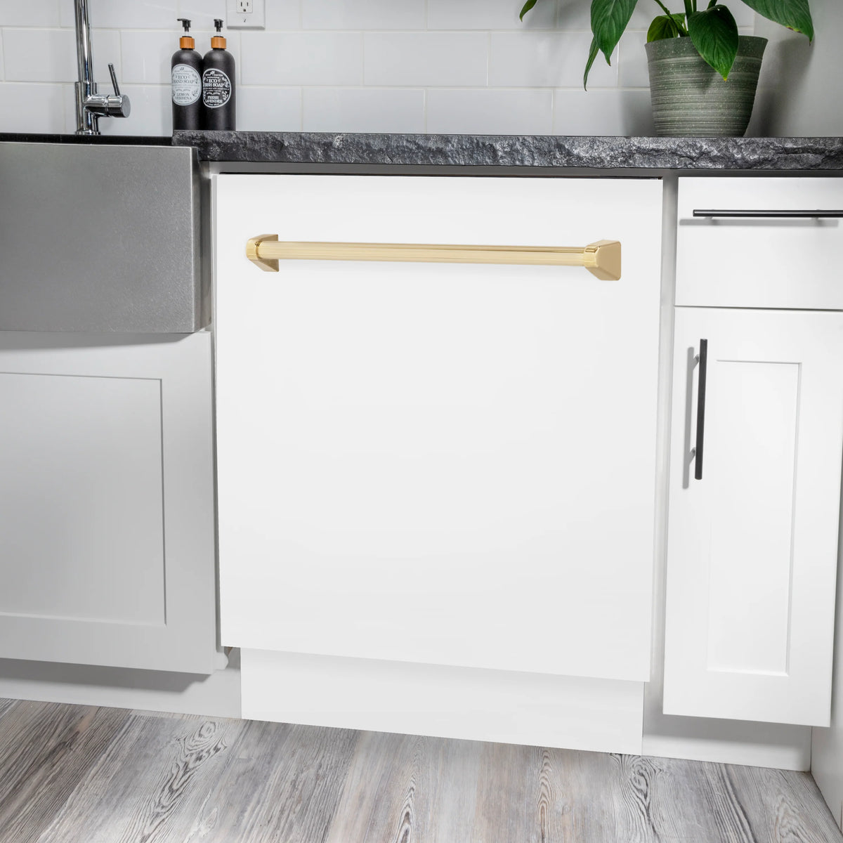 ZLINE - Autograph Edition 24&quot; 3rd Rack Top Control Tall Tub Dishwasher in White Matte with Gold Handle, 51dBa (DWVZ-WM-24-G)