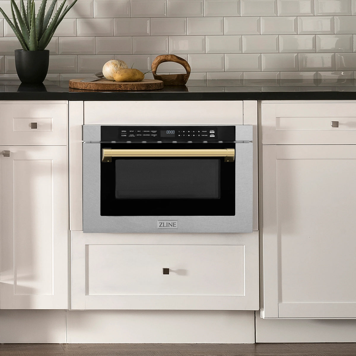 ZLINE - Autograph Edition 24&quot; 1.2 cu. ft. Built-in Microwave Drawer with a Traditional Handle in Fingerprint Resistant Stainless Steel and Gold Accents