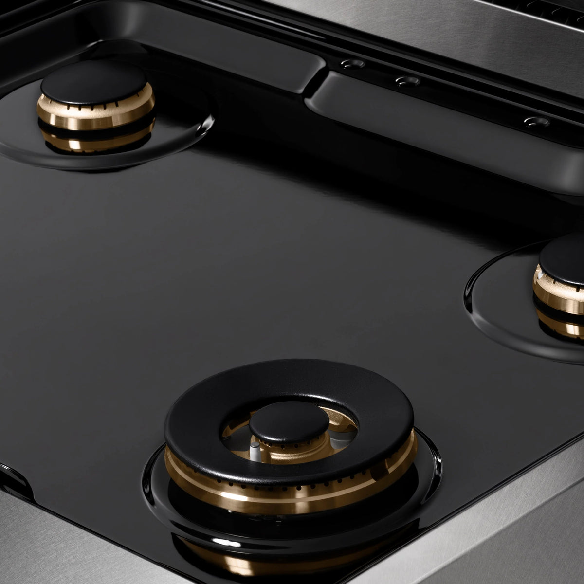 ZLINE - 30 in. Paramount Gas Rangetop with 4 Brass Burners and Porcelain Cooktop in Satin Stainless Steel