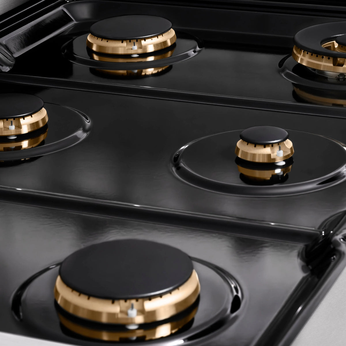 ZLINE - 36 in. Autograph Edition Paramount Gas Rangetop with 6 Burners and Porcelain Cooktop in Satin Stainless Steel with Matte Black Accents