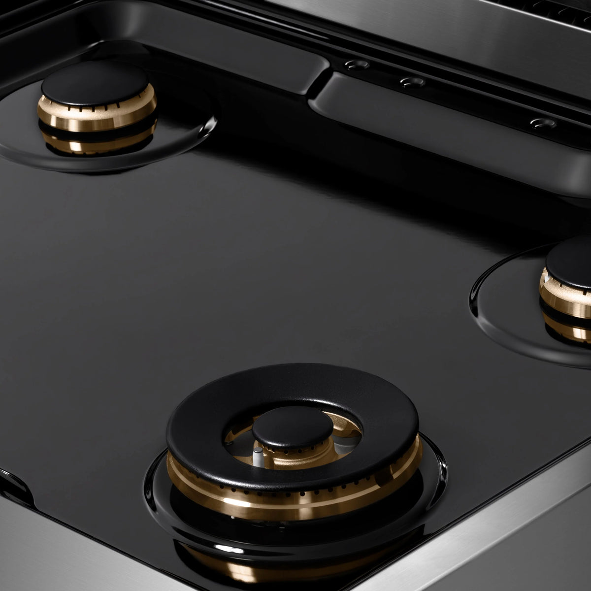 ZLINE - 30 in. Autograph Edition Paramount Gas Rangetop with 4 Burners and Porcelain Cooktop in Stainless Steel with Matte Black Accents