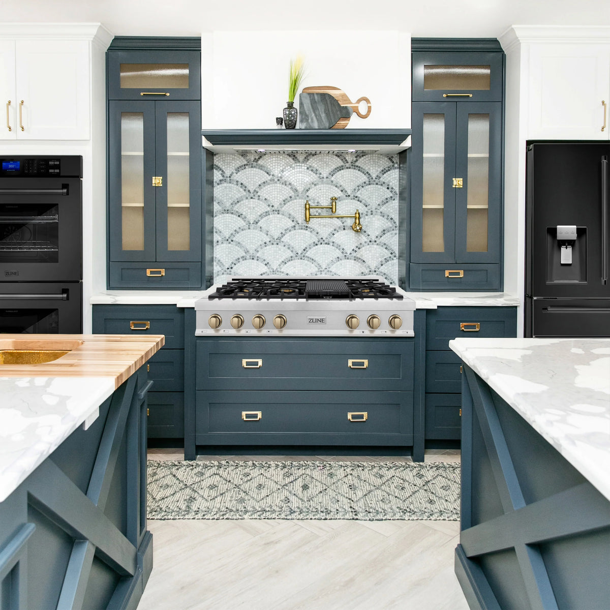 ZLINE - Autograph Edition 48&quot; Porcelain Rangetop with 7 Gas Burners in Fingerprint Resistant Stainless Steel and Champagne Bronze Accents (RTSZ-48-CB)