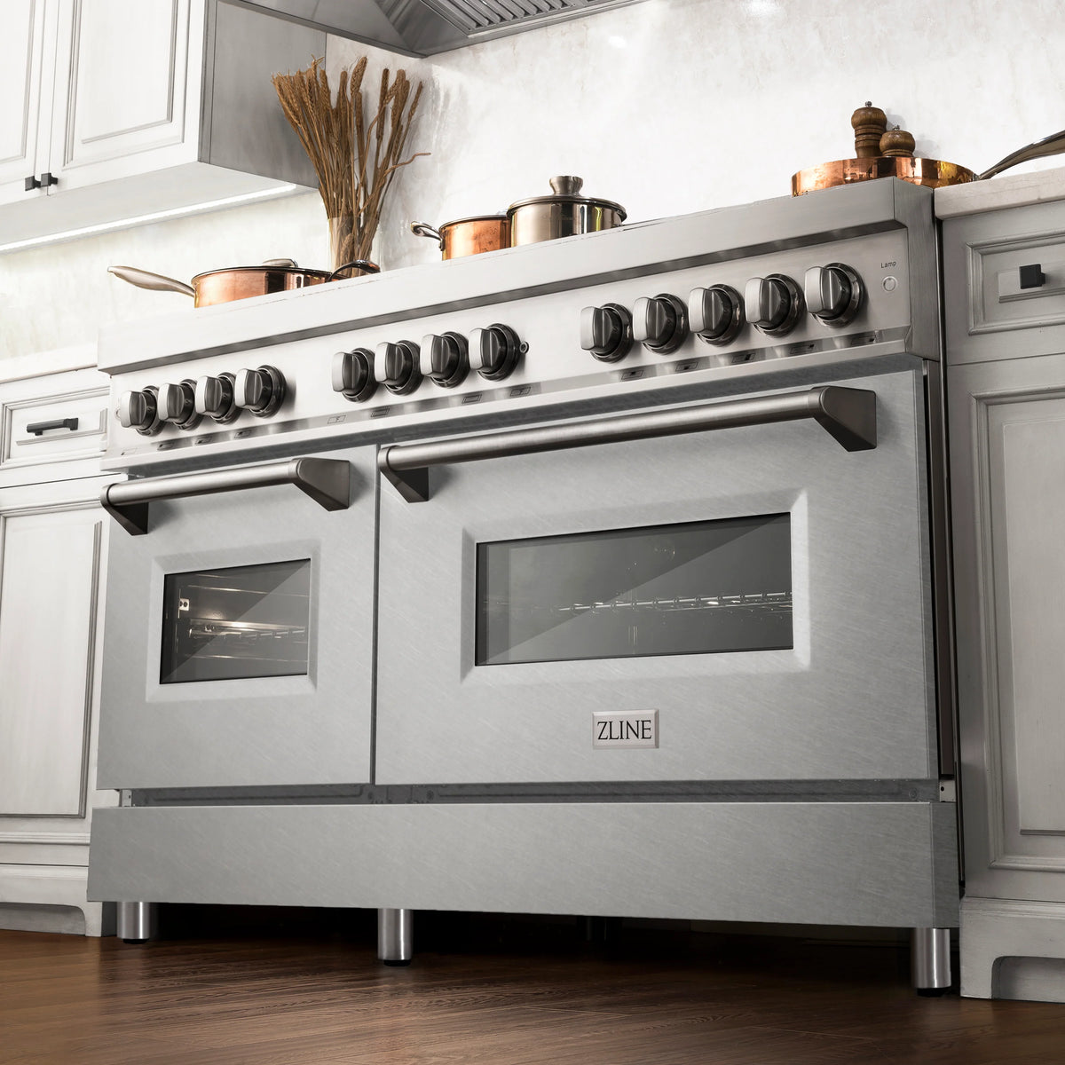 ZLINE - 60&quot; 7.4 cu. ft. Dual Fuel Range with Gas Stove and Electric Oven in Fingerprint Resistant Stainless Steel