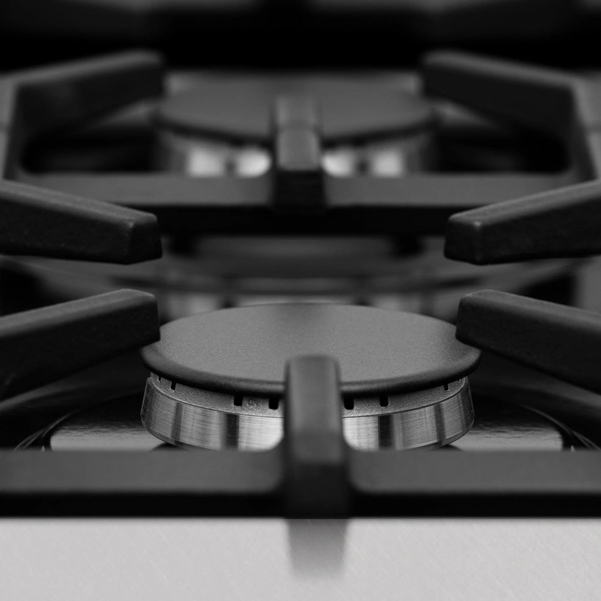 ZLINE - 48&quot; Porcelain Gas Stovetop in Fingerprint Resistant Stainless Steel with 7 Gas Burners and Griddle (RTS-GR-48)