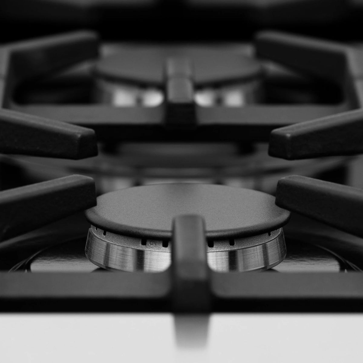 ZLINE - 48 in. Porcelain Gas Stovetop with Griddle in Stainless Steel (RT-GR-48)