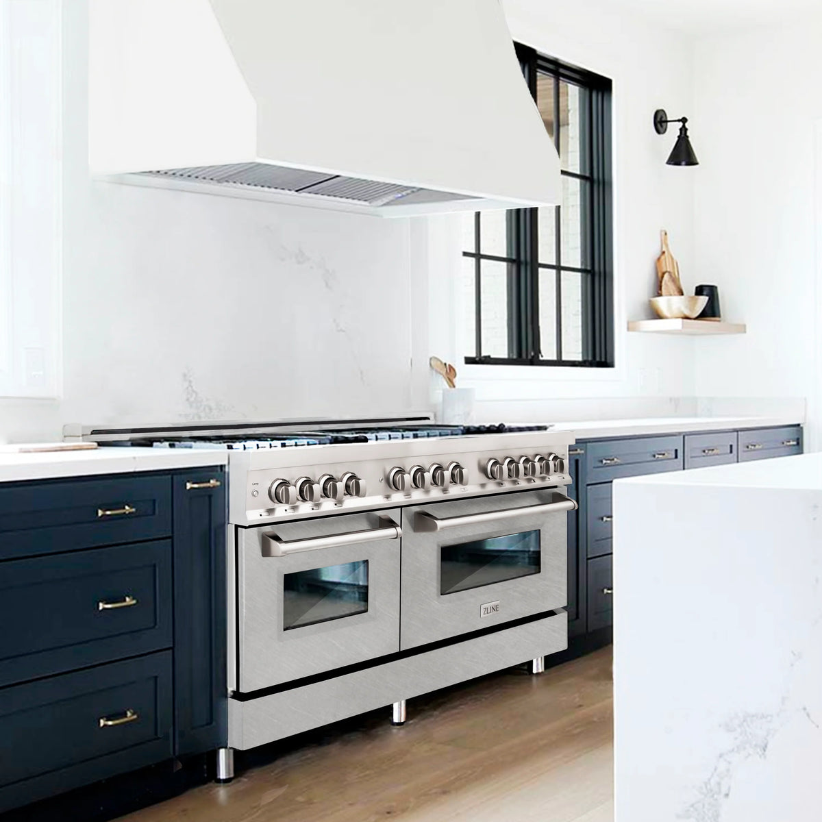 ZLINE - 60&quot; 7.4 cu. ft. Dual Fuel Range with Gas Stove and Electric Oven in Fingerprint Resistant Stainless Steel