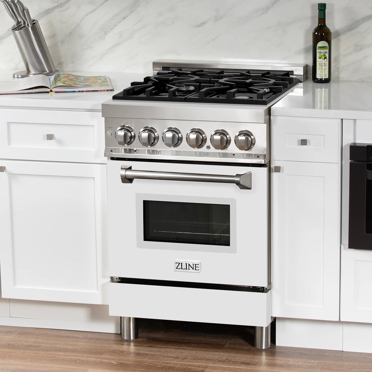 ZLINE - 24&quot; 2.8 cu. ft. Dual Fuel Range with Gas Stove and Electric Oven in Stainless Steel and White Matte Door (RA-WM-24)