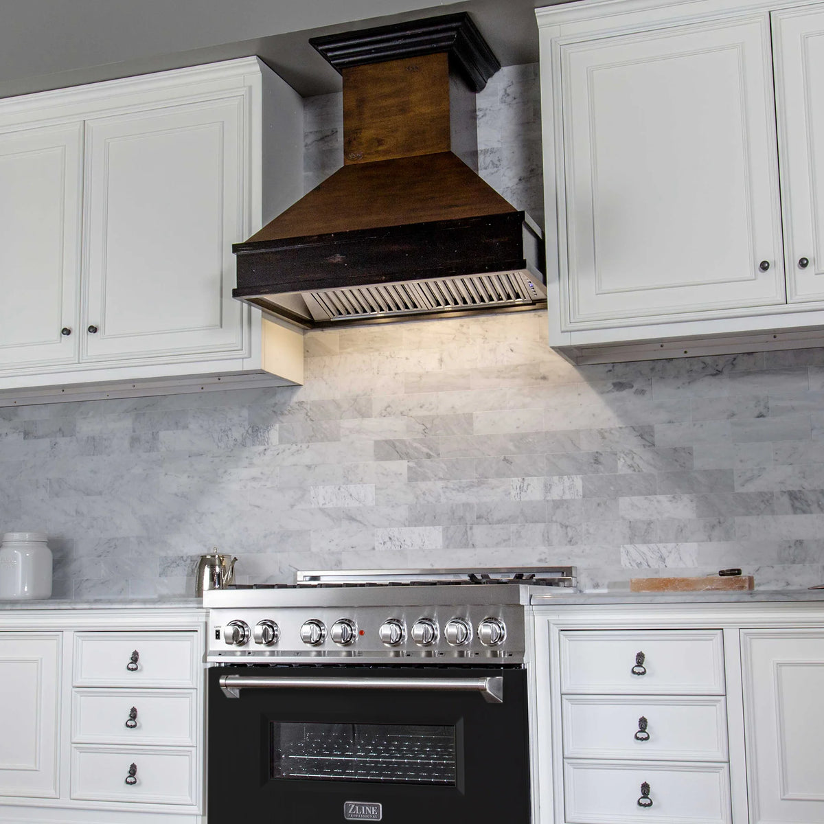 ZLINE - 36&quot; 4.6 cu. ft. Dual Fuel Range with Gas Stove and Electric Oven in Stainless Steel and Black Matte Door (RA-BLM-36)