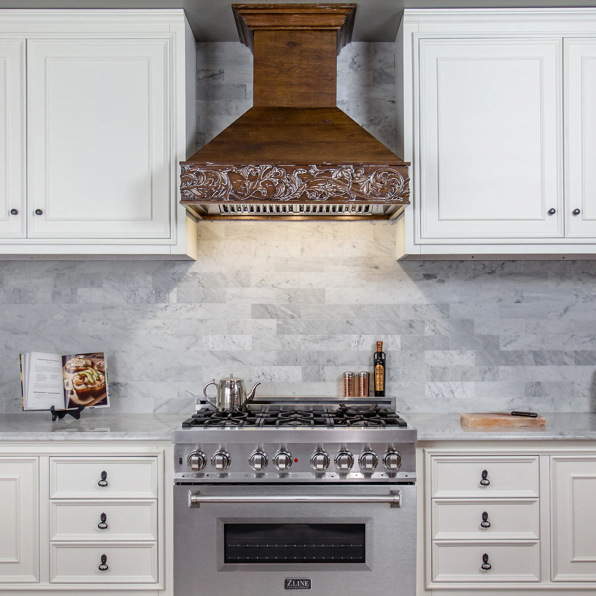 ZLINE - 36&quot; 4.6 cu. ft. Dual Fuel Range with Gas Stove and Electric Oven in Fingerprint Resistant Stainless Steel (RA-SN-36)